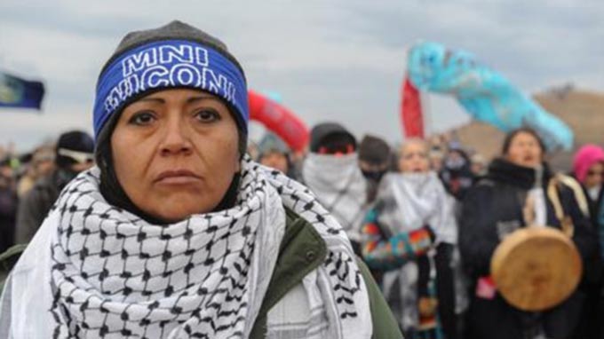 US authorities: Dakota pipeline protesters can stay
