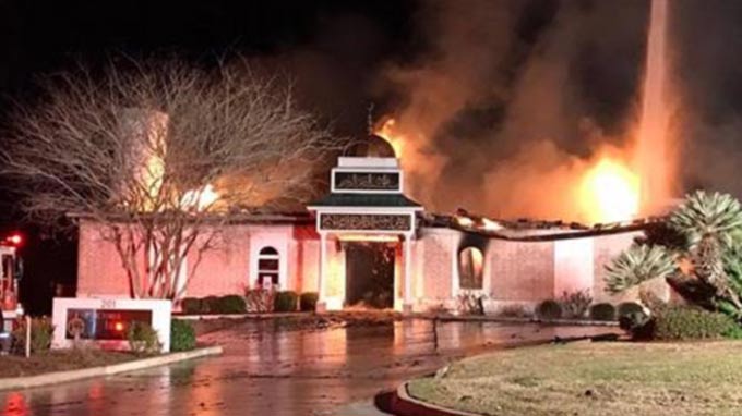 Americans raise $600,000 to rebuild burned Texas mosque