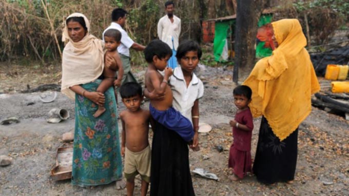 UN Rights Chief Urges Myanmar Leader to Ease Plight of Rohingya