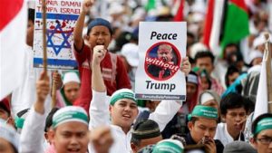 Thousands rally in Jakarta against US Jerusalem move