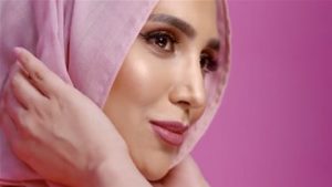 Amena Khan quits L'Oreal campaign after Israel backlash