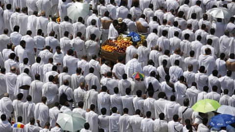 India ends government subsidies for Hajj pilgrimage