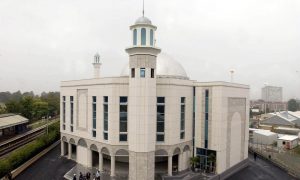 Man pleads guilty to London mosque bomb plot