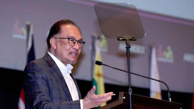 PM Anwar urges Muslims to embrace spirit of Hijrah for cultural, spiritual renewal