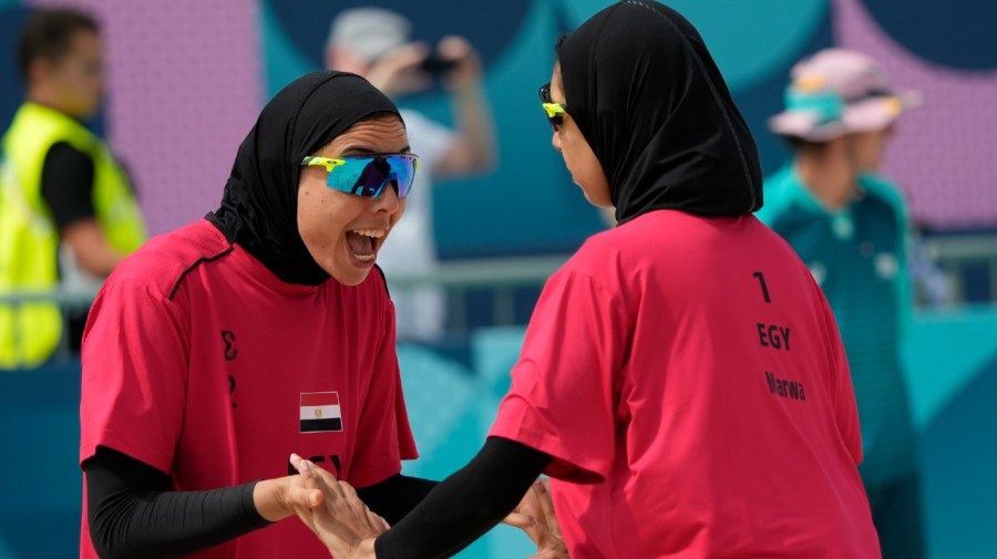 Egyptian beach volleyball team blast French hijab ban