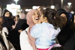 ‘We feel seen’: Bridgeview displays Ramadan lights in Little Palestine for first time