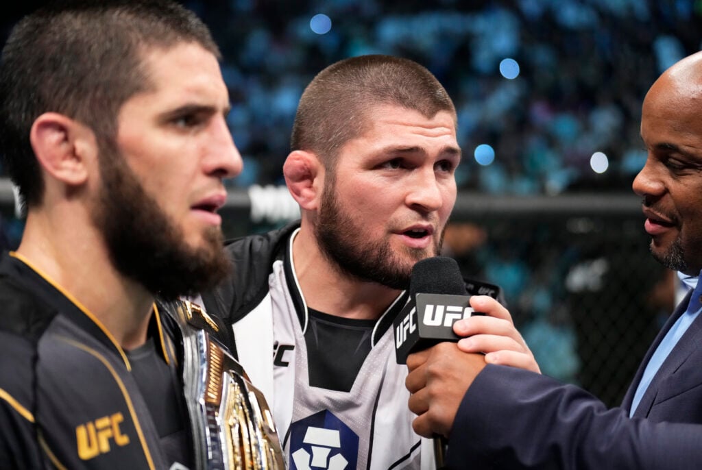 Khabib Nurmagomedov put on a boxing clinic by making pre-UFC rival quit with Islam Makhachev cornering